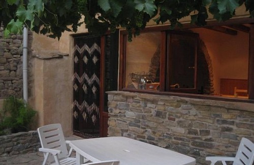 Romanzado Cottage | Rural House Ezkurraenea: Pet-Friendly Retreat for 5
