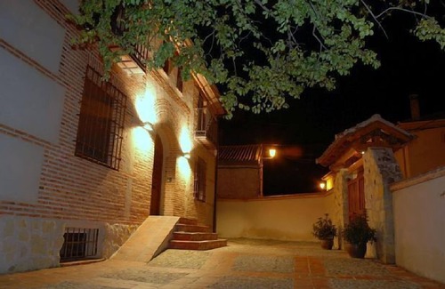 Martin Miguel Cottage | Idyllic La Tarja I: Spacious Retreat for 8 to 12 Guests
