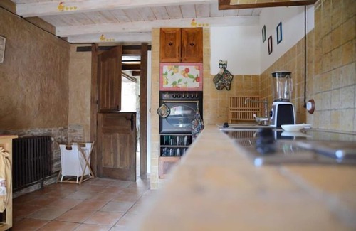 Ponferrada Cottage | Idyllic Full Rental Rural House Pico del Lugar for 8 Guests
