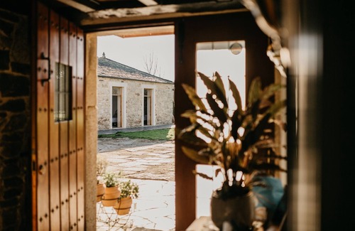 Friol Cottage | Escape to Casa do Cuco: Spa Retreat in Deep Galicia