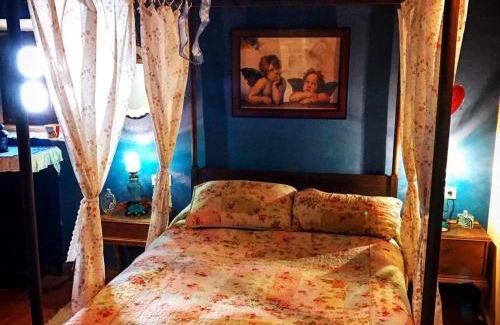 Valeria House | Romantic Getaways at La Quinta de Maluro with Pool Access
