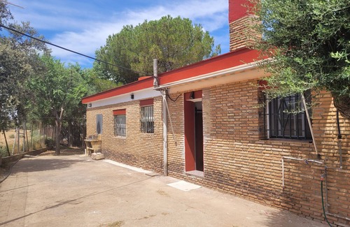 Carmona Cottage | Rural House 'Villa Manolita' with Private Pool, Wi-Fi and Air Conditioning