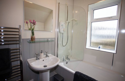 Killin Cottage | Picturesque Hotel with Breathtaking Mountain Views