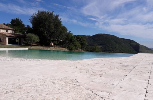 Genga Villa | Beautiful Villa in Rural Marche with Private Pool & Sea View