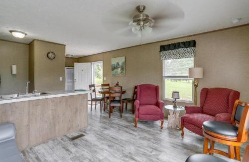 Boswell House | Scenic Mt Olive Cabin Rental with Beautiful River Views