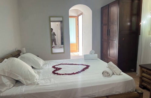 Sant Antoni de Portmany Bed & Breakfast | Idyllic Retreat for Couples Surrounded by Nature's Beauty