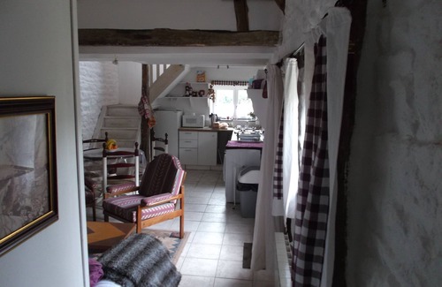 Saint-Broladre Cottage | Charming Rustic Cottage Near Mont St Michel & Dinan