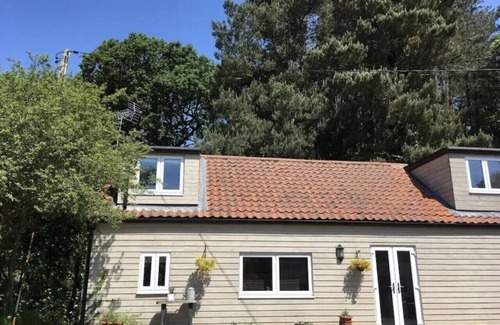 King's Lynn Cabin | Secluded Holiday Lodge Near Beaches and Sandringham