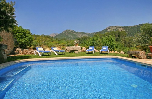 Campanet House | Relaxing Retreat near Tramuntana with Pool & Ocean Views