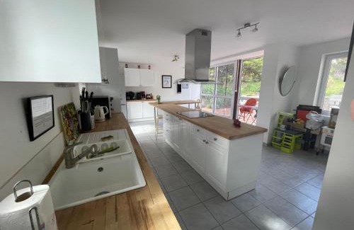 Feugeres House | Relaxing Country House with Yoga Studio for Families & Pets