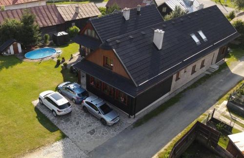 Maly Lipnik Villa | Relaxing Retreat at Rusínsky Dvor with Private Wellness
