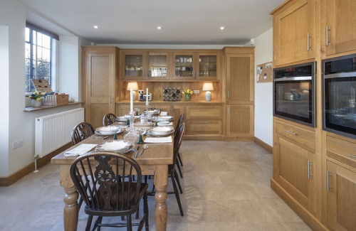 Broadway Cottage | Historic Cotswold Cottage with Spa & Breakfast in Broadway