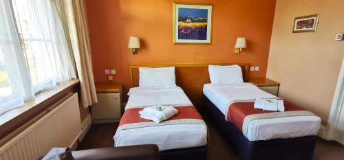 Royal Tunbridge Wells Hotel | Family-Friendly Russell Hotel with Restaurant & Great Reviews