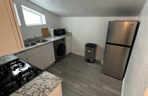 Airport Heights Community Council House | Russian Jack B Soothing house with WiFi in Anchorage