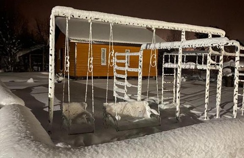 Zimogorye House | Experience Russkaya Usadba: Pet Friendly with Hot Tub