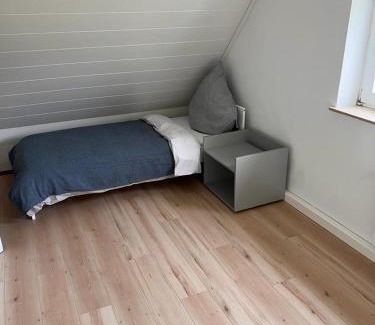 Neuhof/Marienrode/Hildesheimer Wald House | Family-Friendly Rust Appartements II in Marienrode