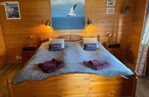 Bromolla House | Experience Rusthållaregården i Edenryd: Pet-Friendly Retreat
