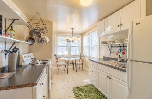 Downtown Reno Apartment | Pet-Friendly 2-Bedroom Retreat Steps from Downtown