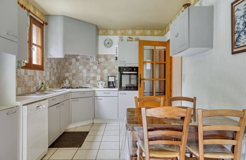 Saint-Pierre-des-Tripiers Villa | Rustic 4-Star Villa with Private Pool & Breathtaking Views