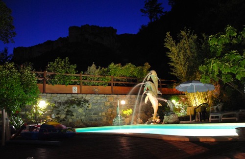 Saint-Pierre-des-Tripiers Villa | Rustic 4-Star Villa with Private Pool & Breathtaking Views