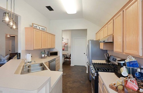 Shirewood House | Inviting Getaway at Rustic Aggie: Pet Friendly & More!