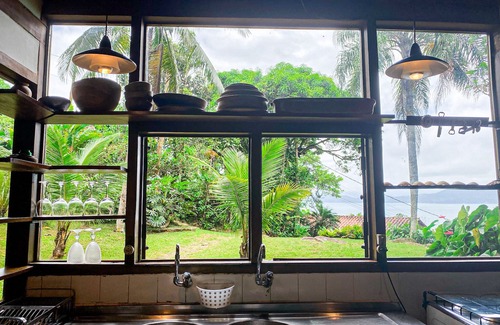 Picinguaba House | Seaside Hideaway with Pool, Restaurant & Spa Amenities