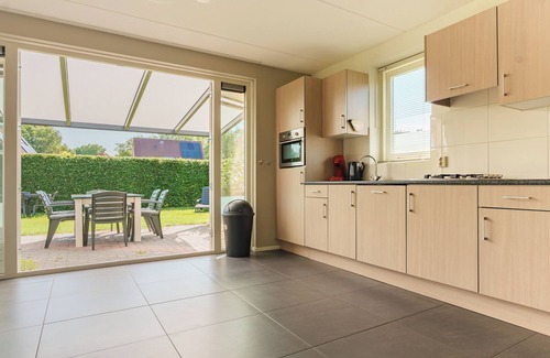 Schoonloo House | Rustic and spacious vacation home on a small vacation park in the middle of Drenthe