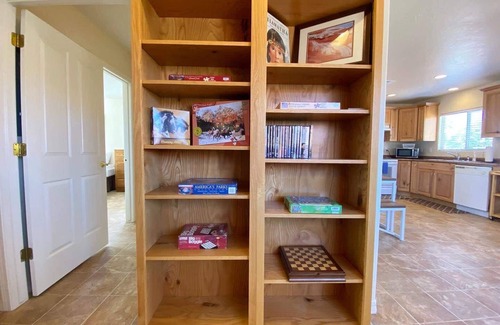 Kanab Apartment | Pet-Friendly Kanab Barn Loft House on Expansive 40 Acres