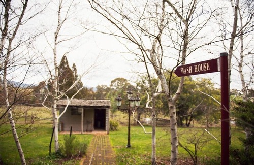Wooragee Cottage | Rustic Elegance with Pool, Spa, and Pet-Friendly Stays