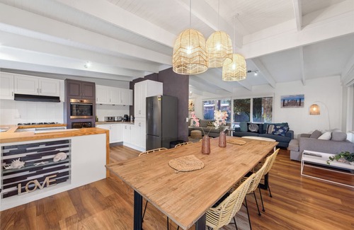 Rye House | Rustic Bubbles: Guest Rated 10/10 with Oceanfront Bliss