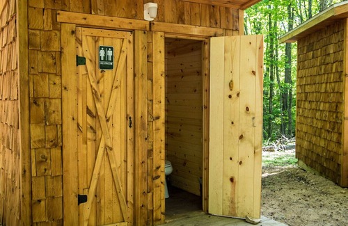 Au Train Apartment | Cozy Bungalow with Ocean View in Scenic Campground