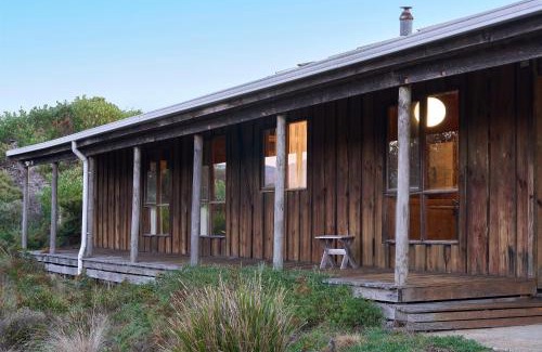 Douglas River House | Seaside Retreat: Timeless Escape with Ocean Views