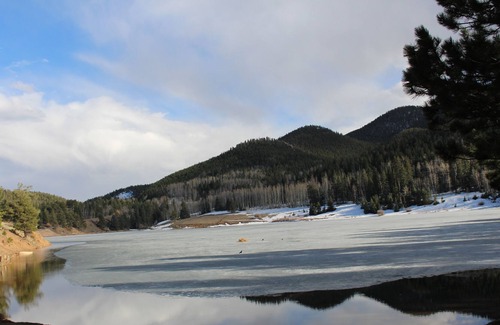 Rye Cabin | Rustic Cabin #10 next to Lake Isabel - cozy family cabin with fireplace!