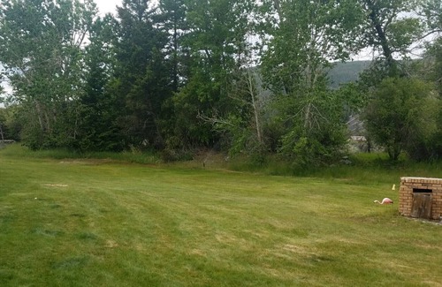 Wise River Cabin | Rustic Cabin Getaway near Wise River – The Tommy James Place. Pet-Friendly!