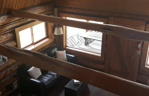 Condon Cabin | Cozy Cabin Retreat Surrounded by Majestic Pines