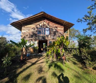 Salento Ski Chalet | Cozy Cabin in Salento - Guest Rated 9.8, Pet Friendly