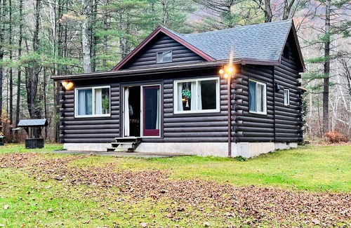 Antes Fort Cabin | Cozy Cabin Retreat on Scenic Little Pine Creek