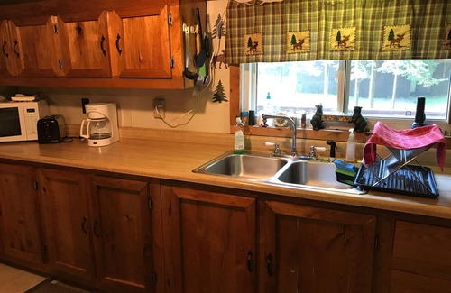Old Forge Cabin | Cozy Cabin Retreat on McCauley Mountain, Steps from Old Forge