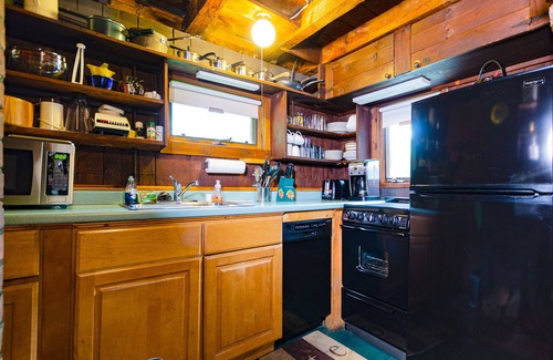 Stratton Mountain Cabin | Cozy Cabin Retreat by Private Pond in Stratton, Vermont