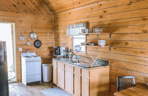 Lucedale Cabin | Cozy Cabin Retreat with Lake Views and Pet-Friendly Perks