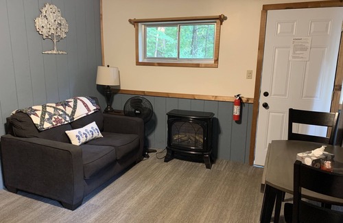 Palmyra Cabin | Rustic Cabins with Lake Access and Family-Friendly Vibes