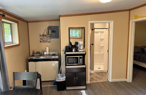 Palmyra Cabin | Tranquil Cabins with Lake Access in Serene Campground