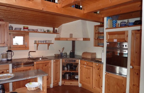Grimentz Ski Chalet | Rustic Chalet with Scenic Views & Pet-Friendly Amenities