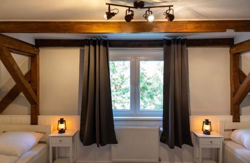 Dallgow-Doeberitz Villa | Inviting Retreat - Cottage by Comfort Housing for Families