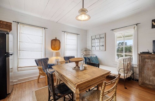 Warrenton House | Rustic Retreat at Our Quaint Round Top Farmhouse