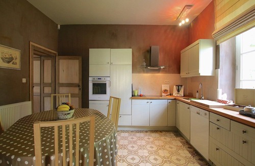 Latour House | Inviting Holiday Home in Virton with Relaxing Jacuzzi