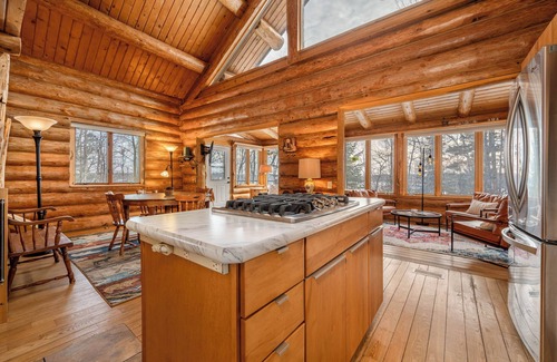 Grand Rapids Cabin | Relaxing Log Cabin Retreat with Lake View in Grand Rapids