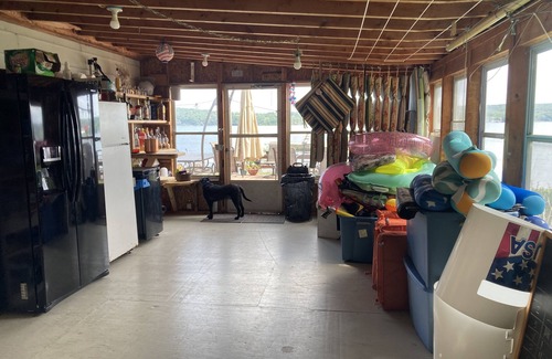 Etna Cottage | Scenic Cottage with Lake Access & Spa Near Ithaca