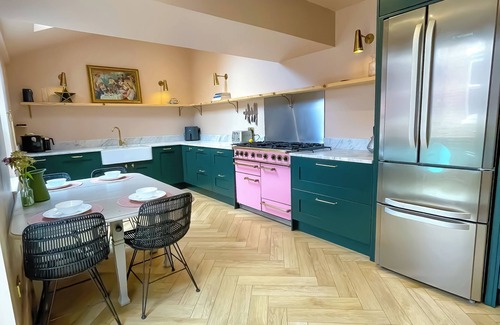 Chapeltown House | Rustic Chic Home for 9 with private patio in Leeds