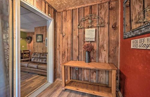 Huntingdon House | Cozy Clint Eastwood Ranch Apt Near Raystown Lake